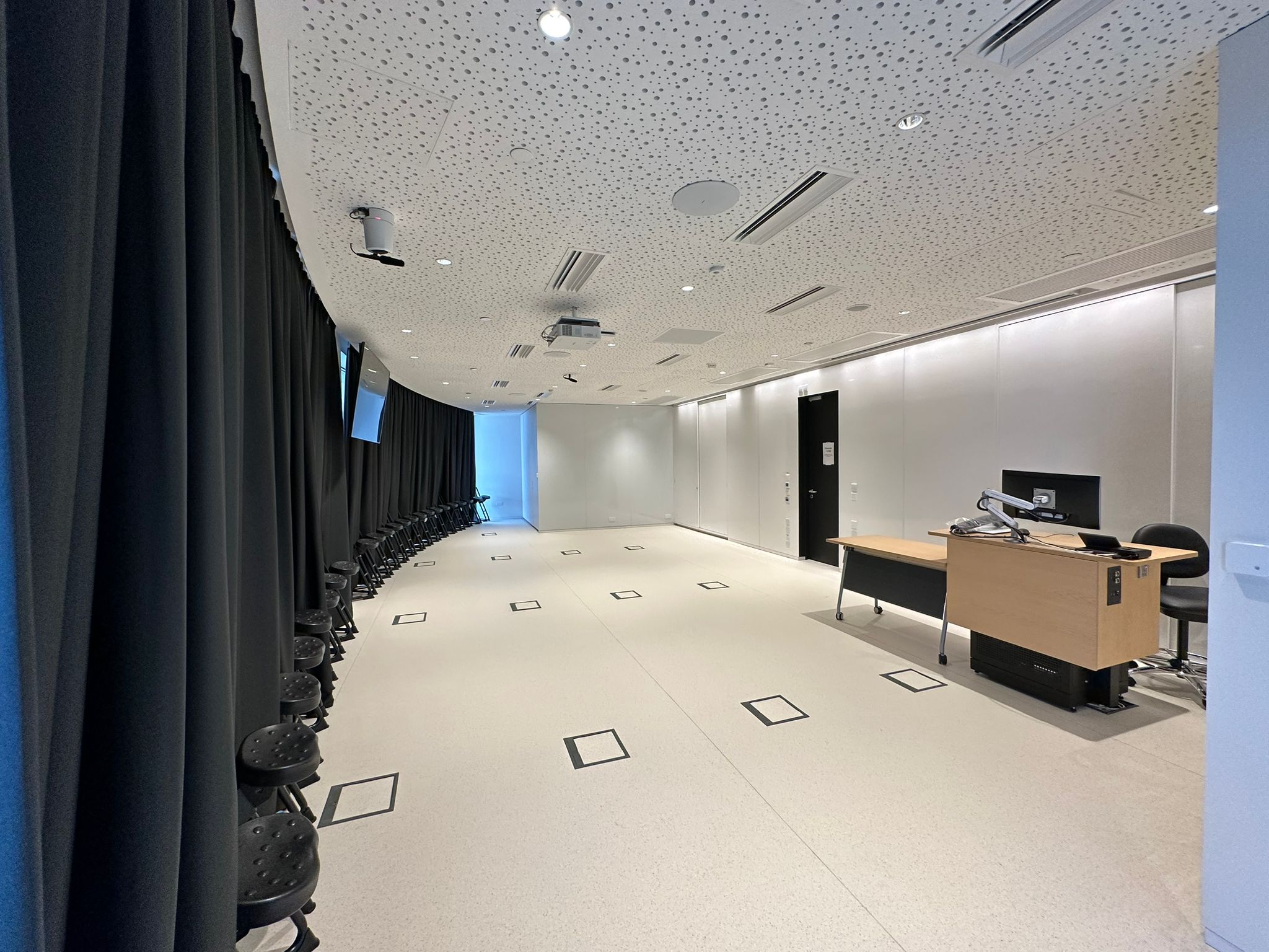 Rooms & Facilities | HKUST Shaw Auditorium