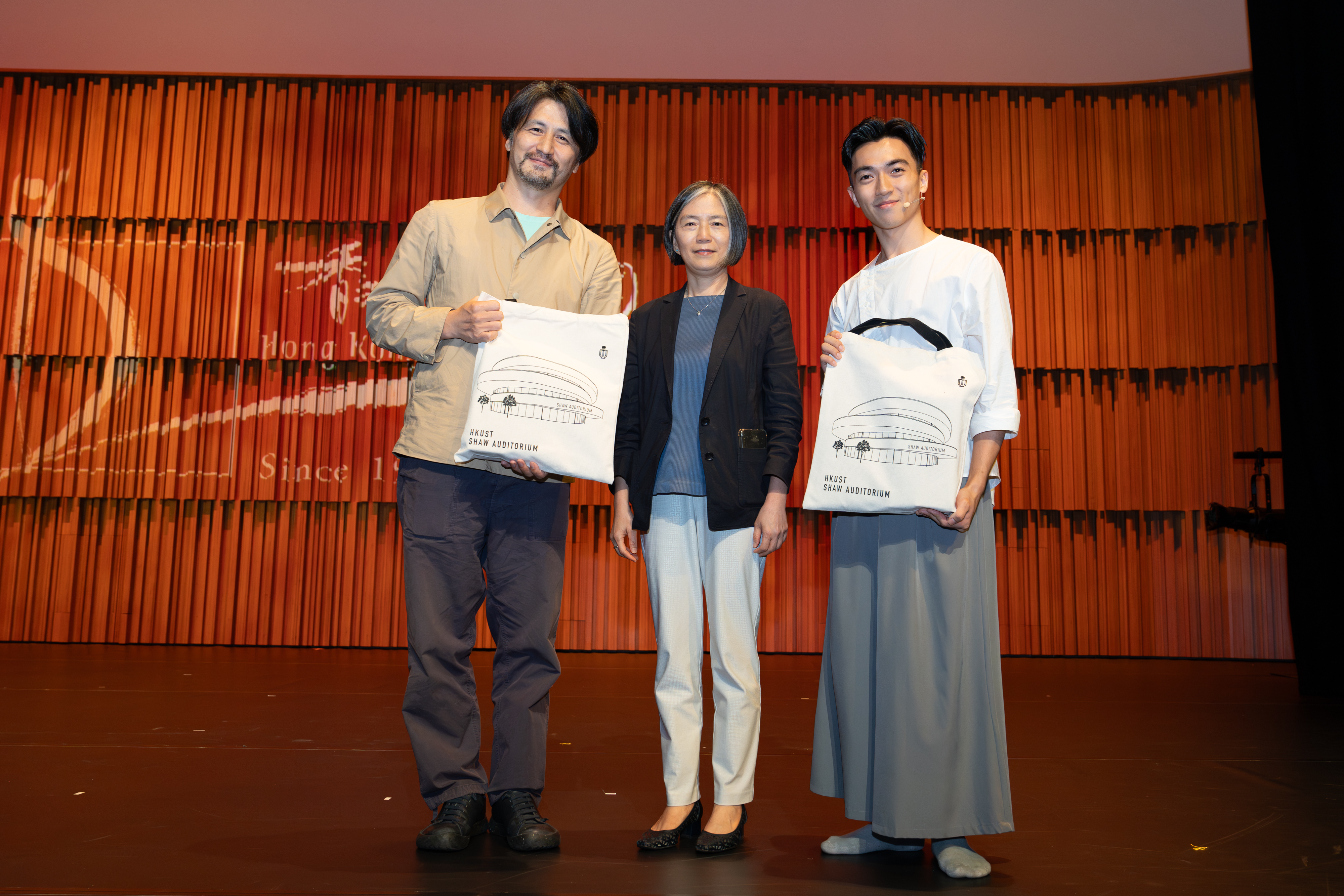 Elegance of Ancient Chinese Dances by Hong Kong Dance Company