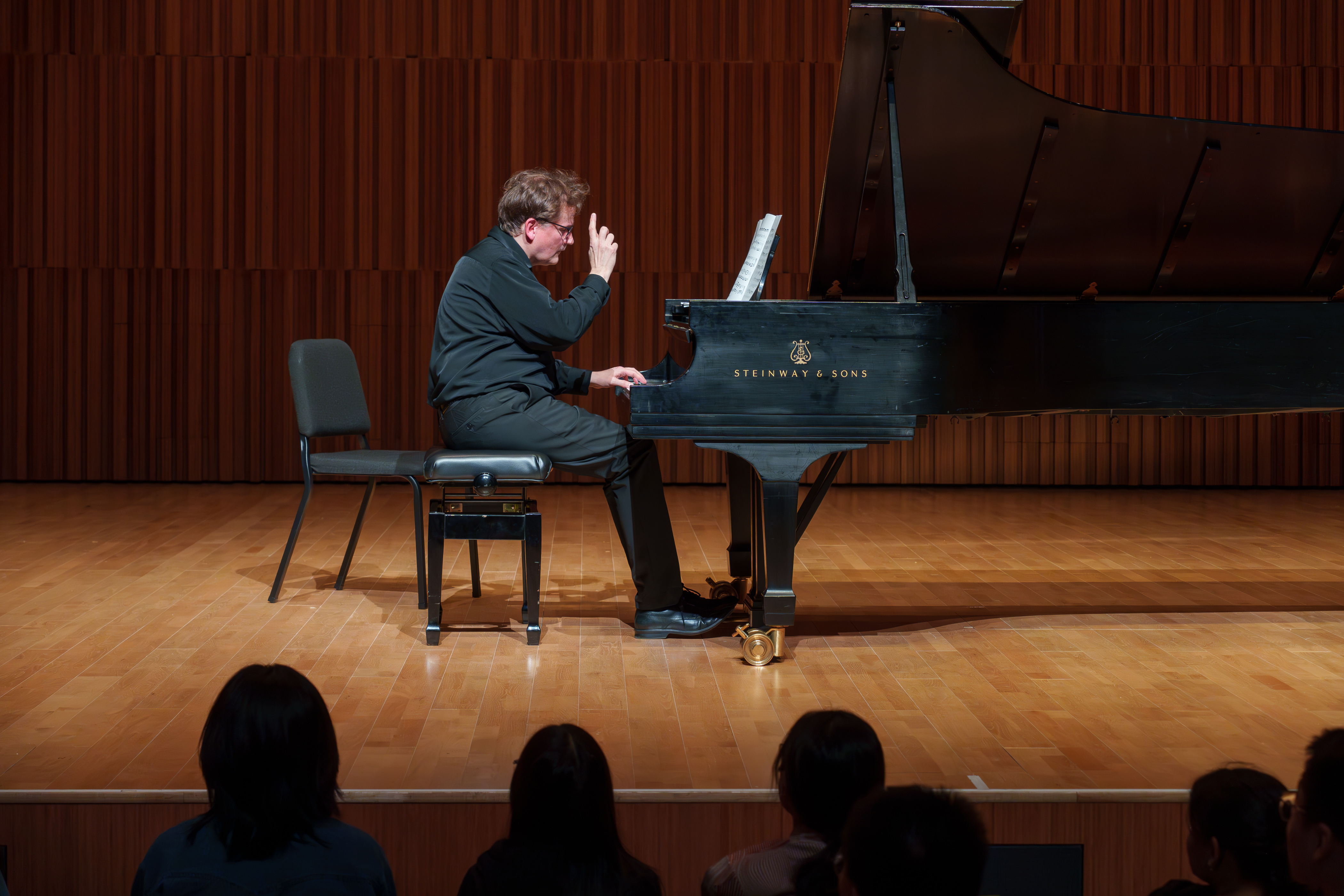 Cosmopolis Festival Off-season Event - Pianist Olli Mustonen in Recital