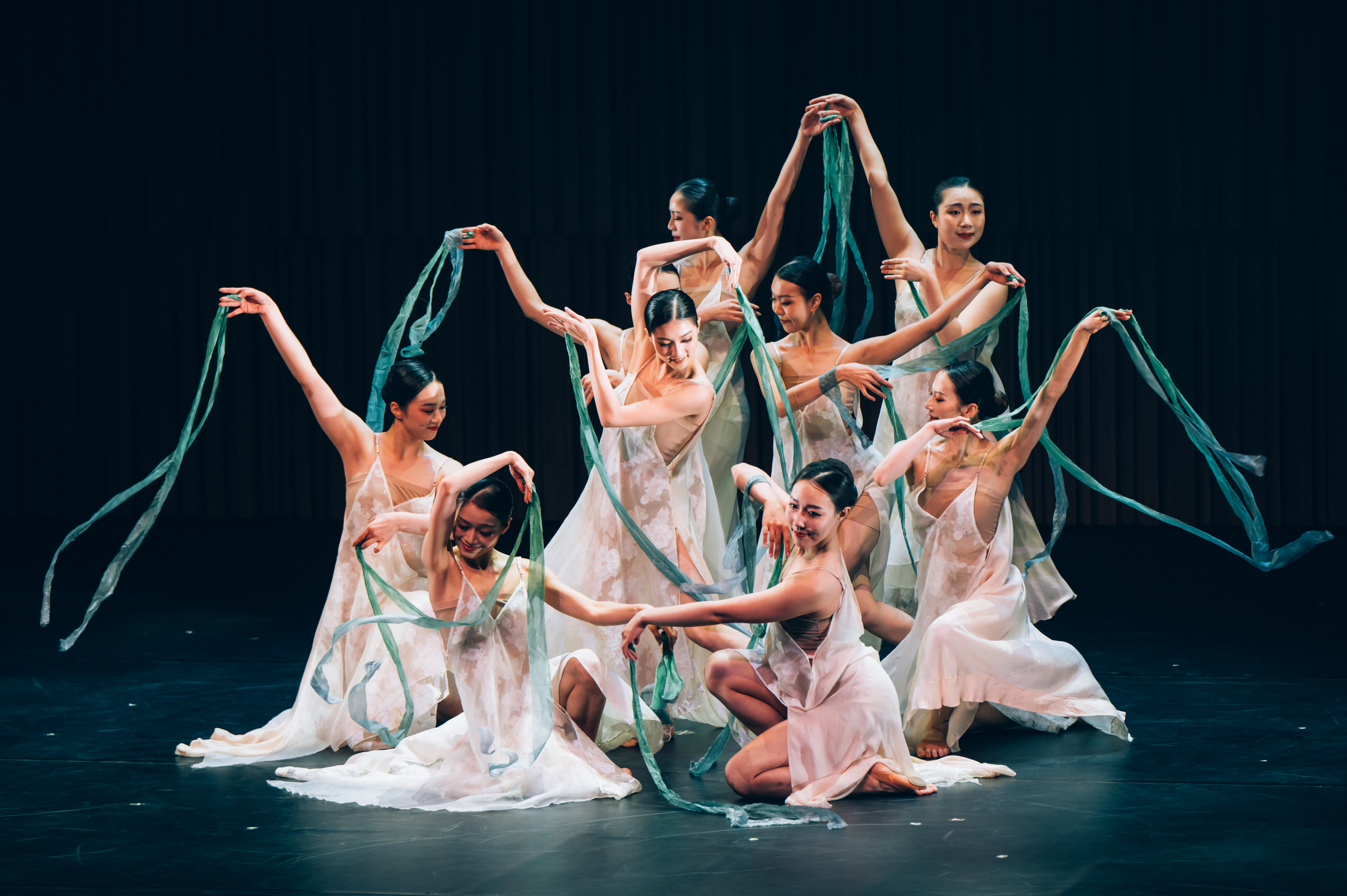 hkdance
