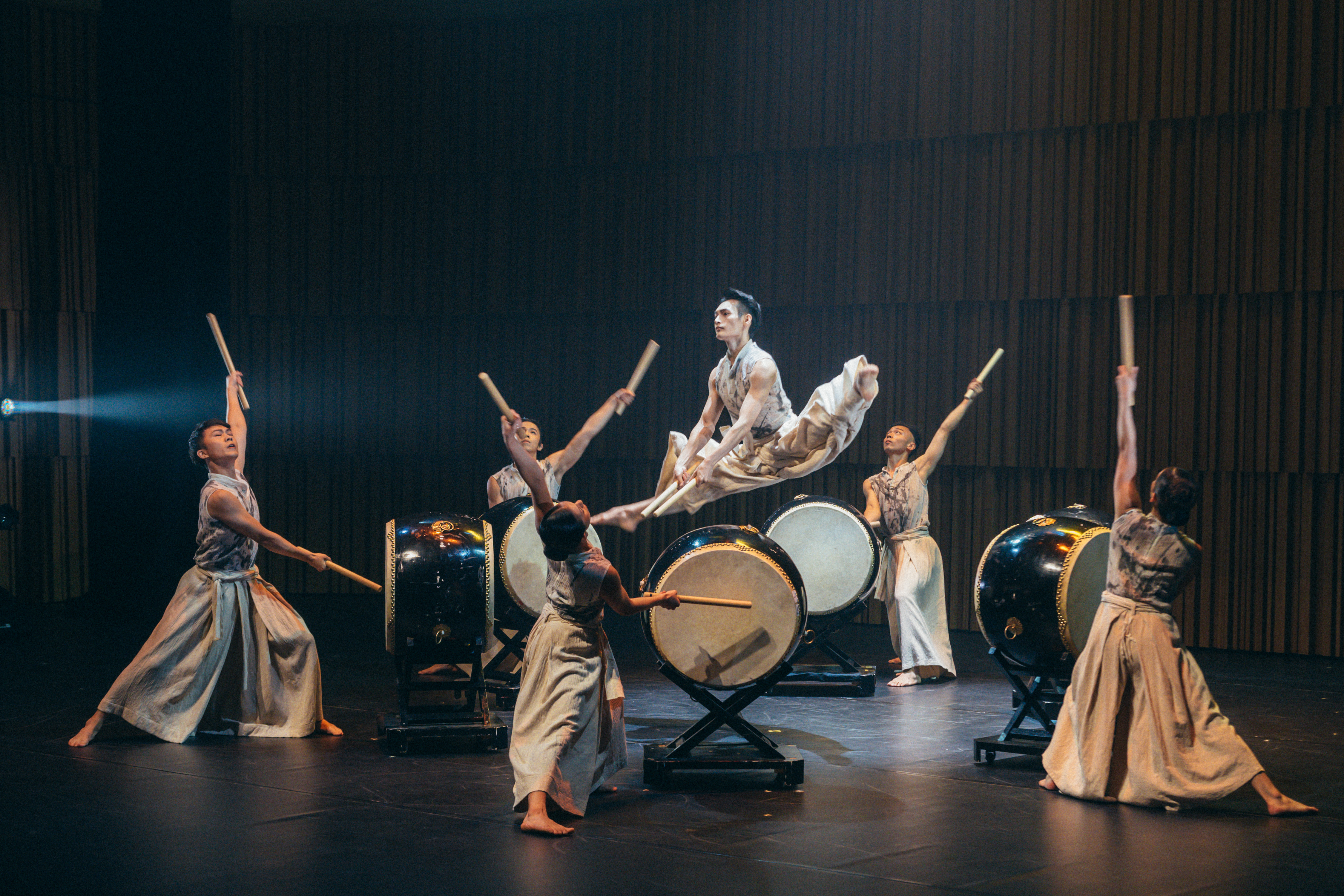 hkdance