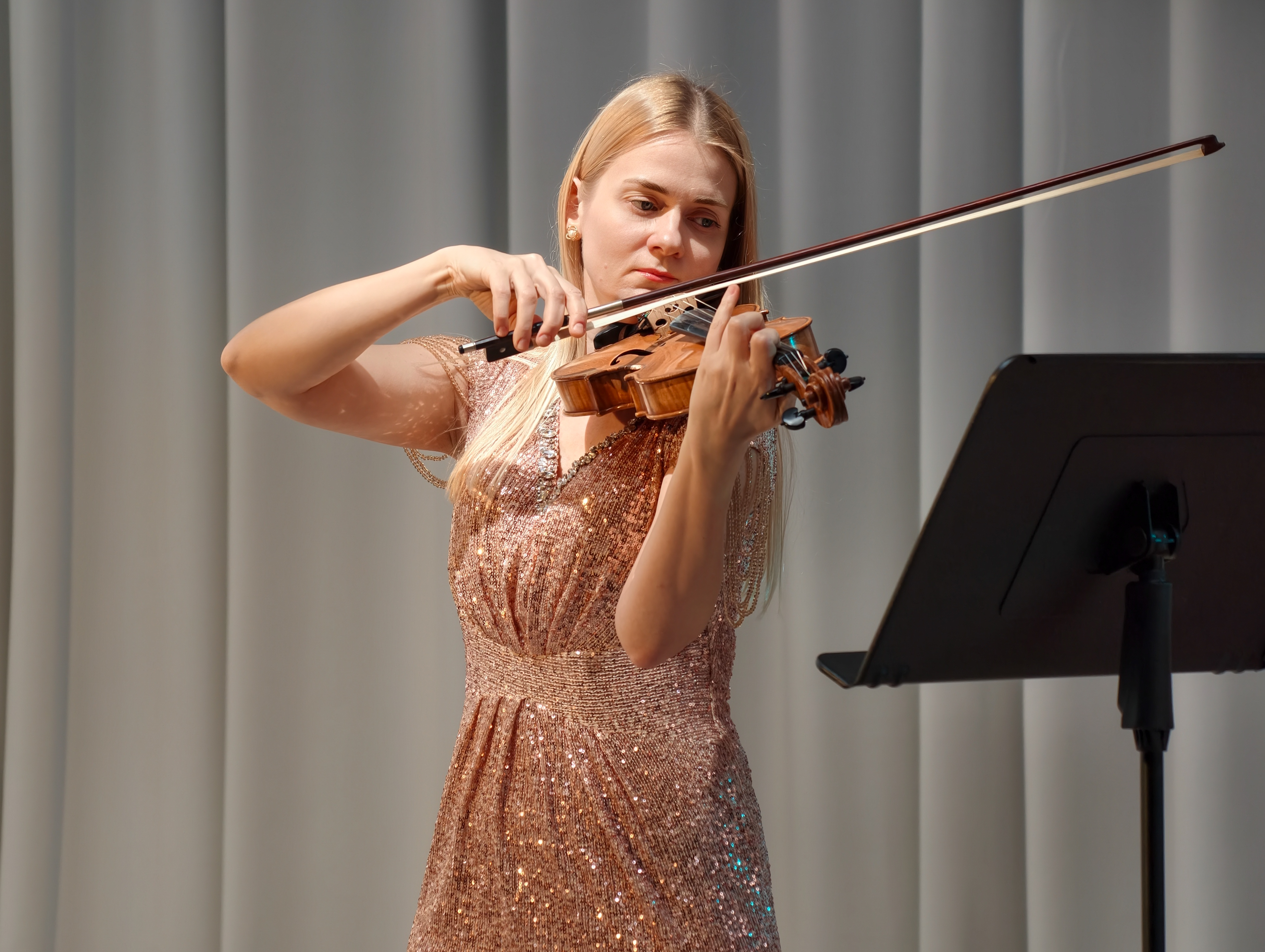 lunchtime_performance