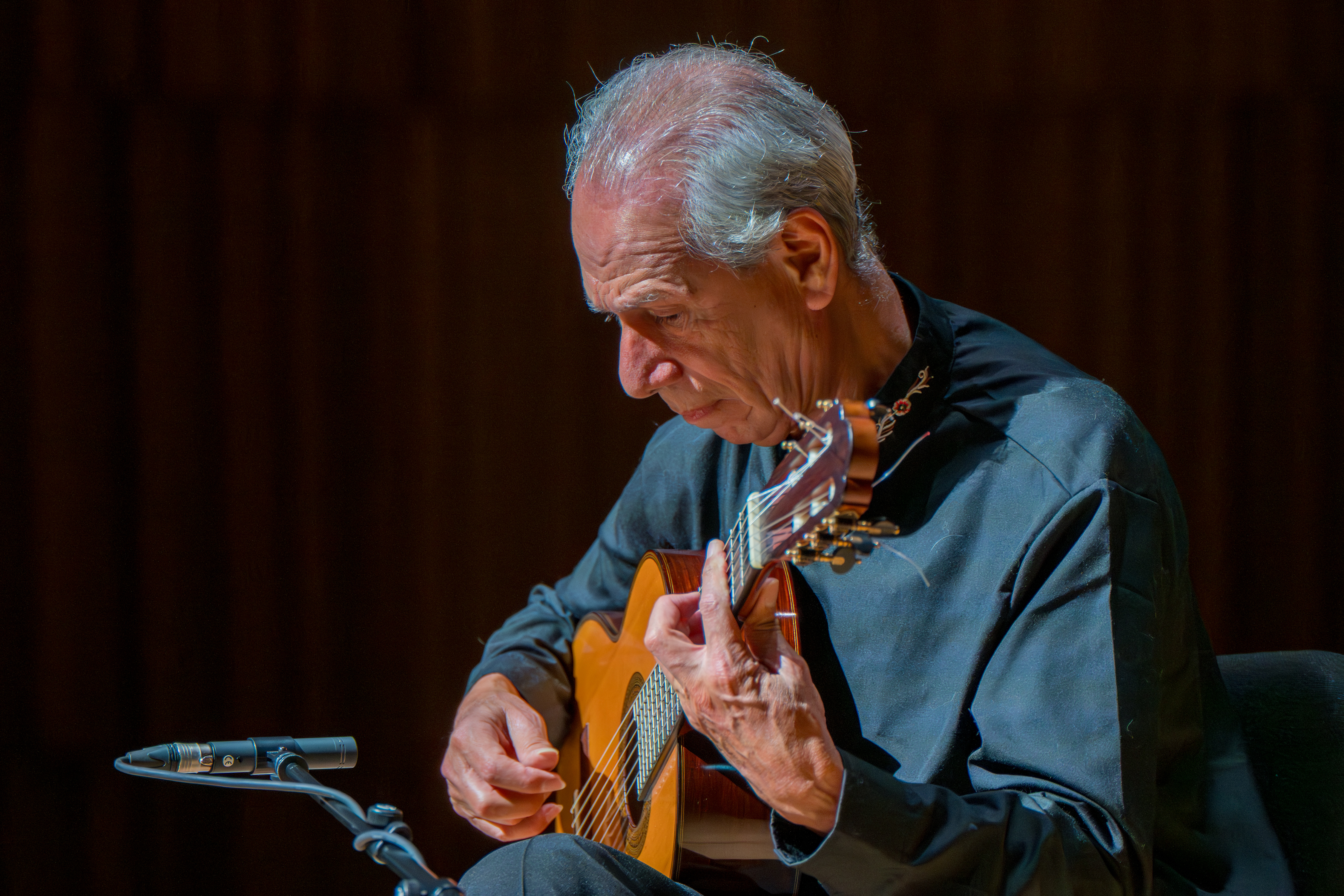 054.antonio_lopez_guitar-kcz_1472_lr.jpg